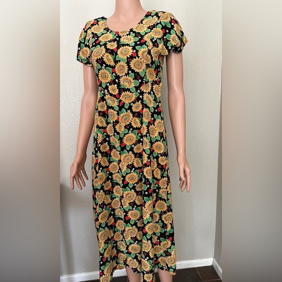 innocent Dresses & Skirts - Vintage Sunflower Print Maxi Dress - 90s Y2K modest Women small